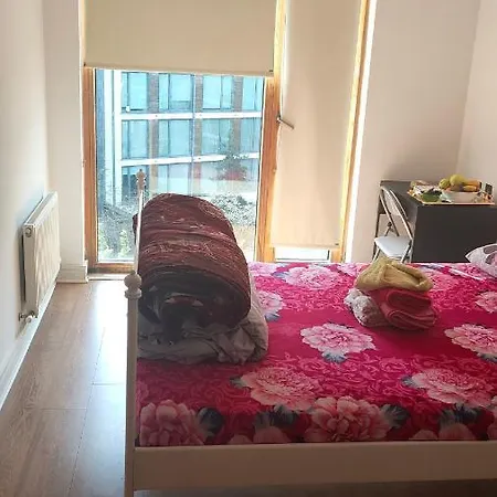 Luxuszelt Bedroom With Private Bathroom 18 *